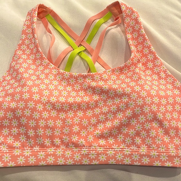 Fabletics Other - BarbieCore 👱🏼‍♀️💕 Fabletics retro daisy print pink yellow Kessler sports bra